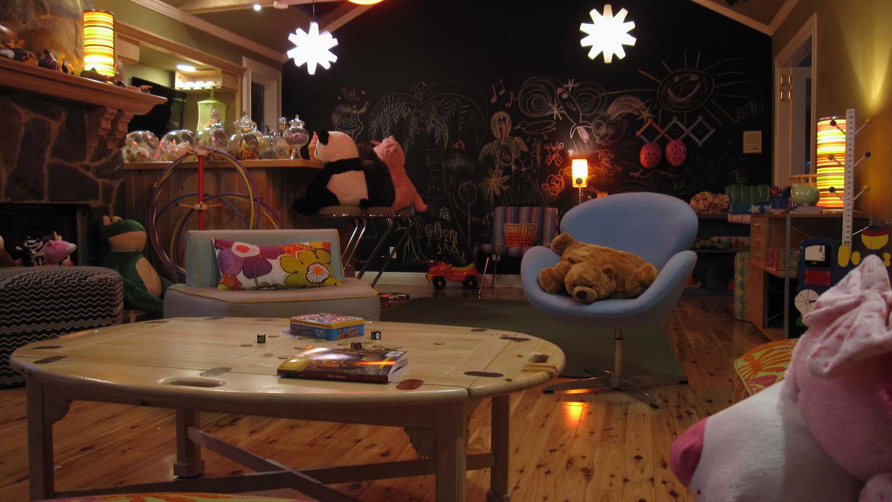 PLAYROOM ...location dress